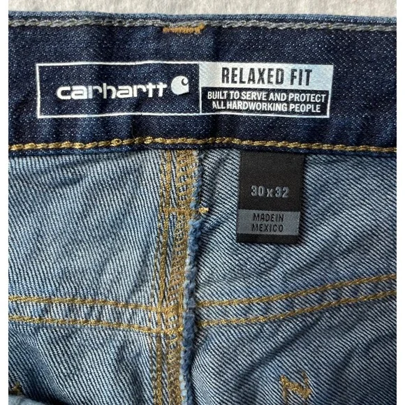 Carhartt Relaxed Fit Mens Dark Wash Denim Jeans 30x32 Workwear very nice - Picture 3 of 4